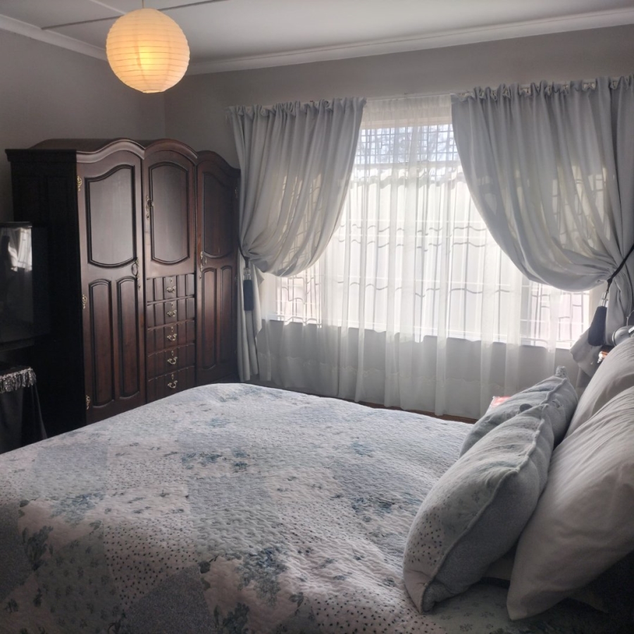 4 Bedroom Property for Sale in Fichardt Park Free State